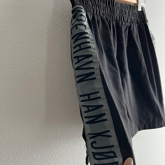 Han Kjobenhavn Sport Skirt - Picture 4 of 10